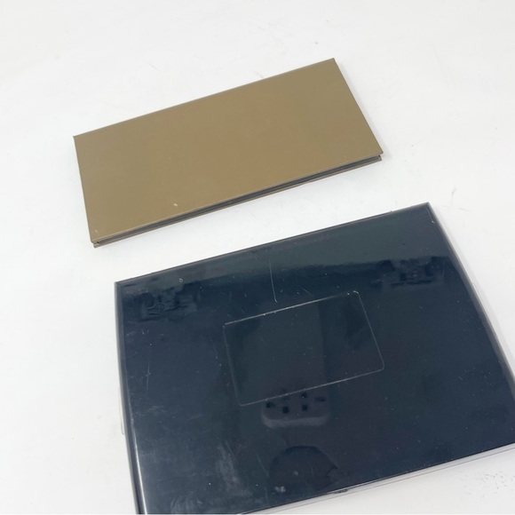 Coastal Scents Revealed 3D Eyeshadow Palette + Bonus Eyes Lip Blush Palettes - Picture 5 of 5